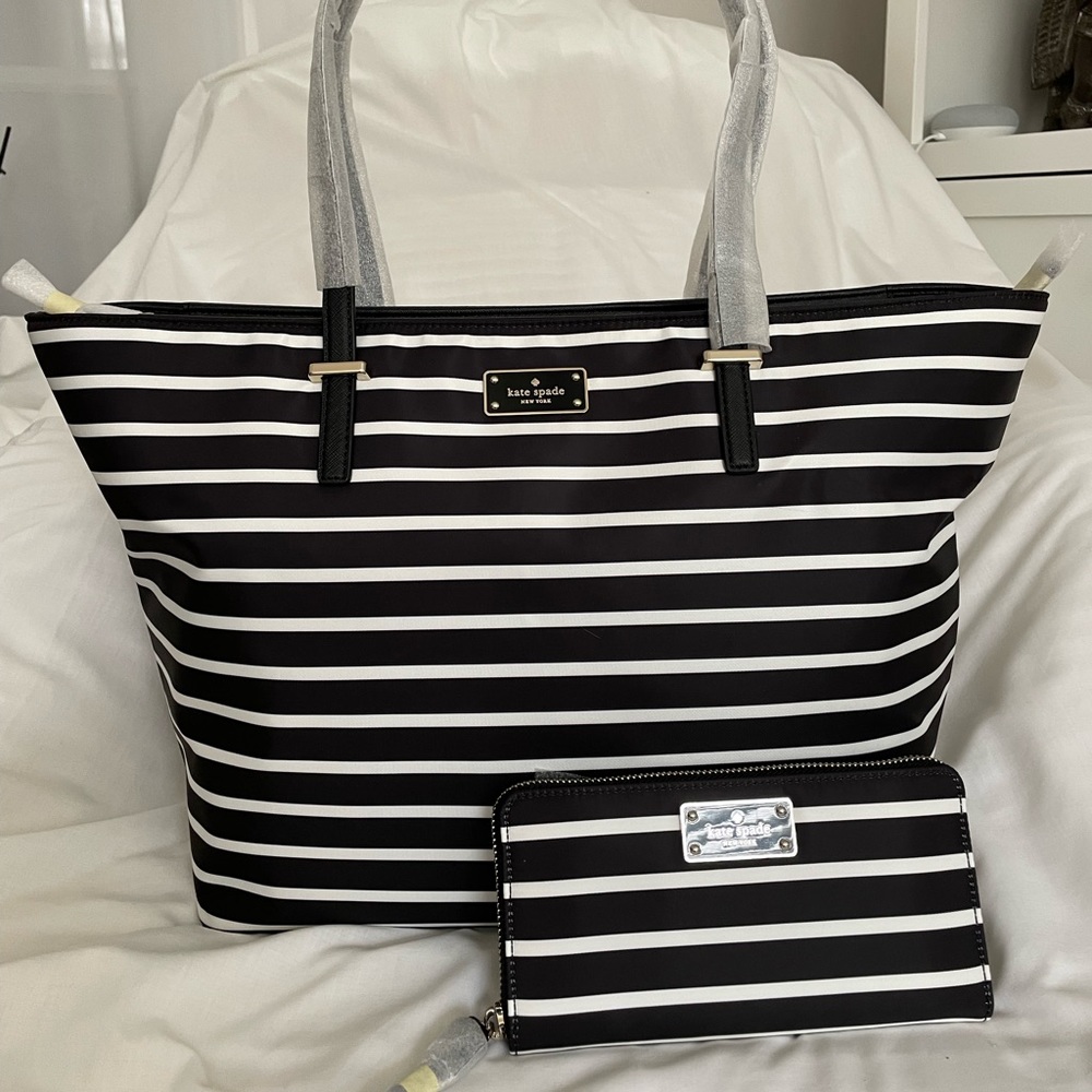 ♠️ Kate Spade ♠️ Tayla Wilson Road French Stripe Tote Purse with Matching Wallet
